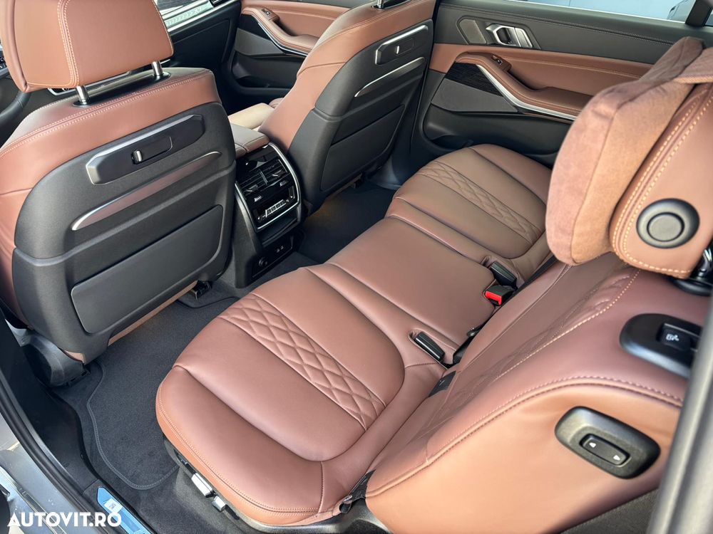 BMW X7 xDrive40d - 24