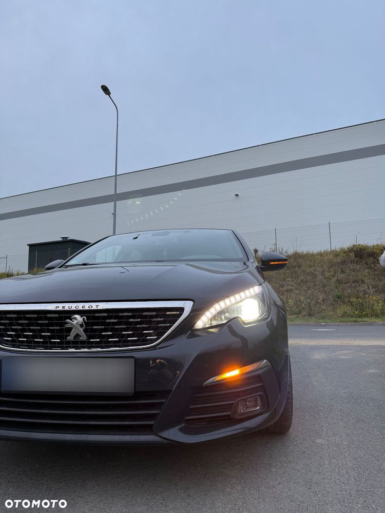 Peugeot 308 2.0 Blue HDi Allure S&S - 5