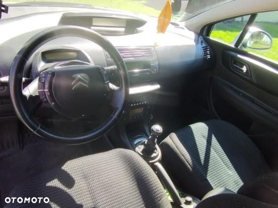 Citroën C4 2.0 HDi Exclusive - 6
