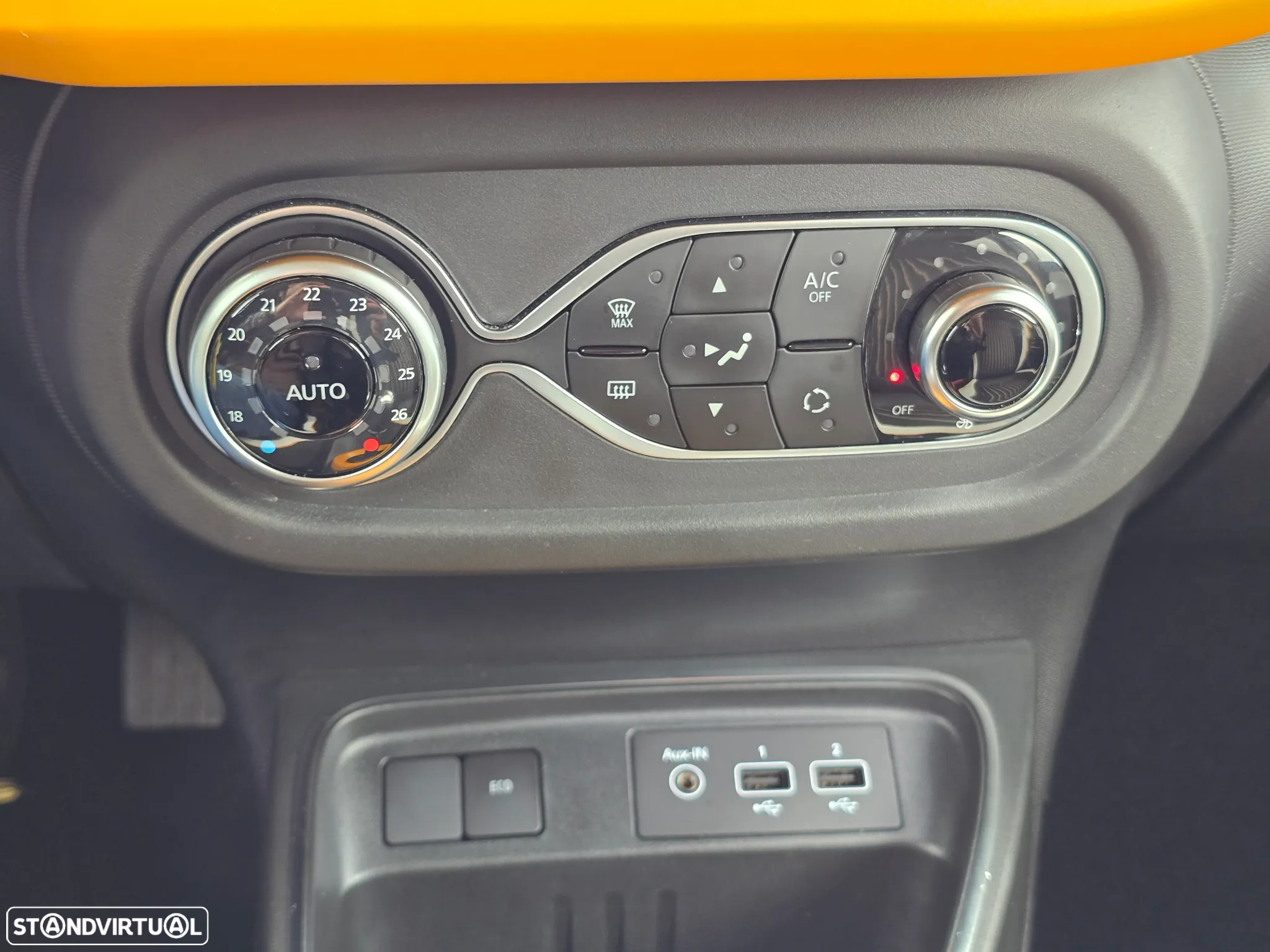 Renault Twingo Z.E. 22 Intens - 19