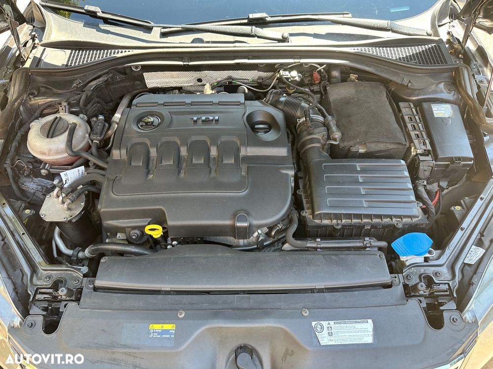 Skoda Superb 2.0 TDI DSG Ambition - 19