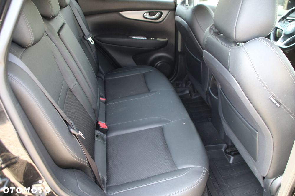 Nissan Qashqai 1.3 DIG-T N-Connecta - 21