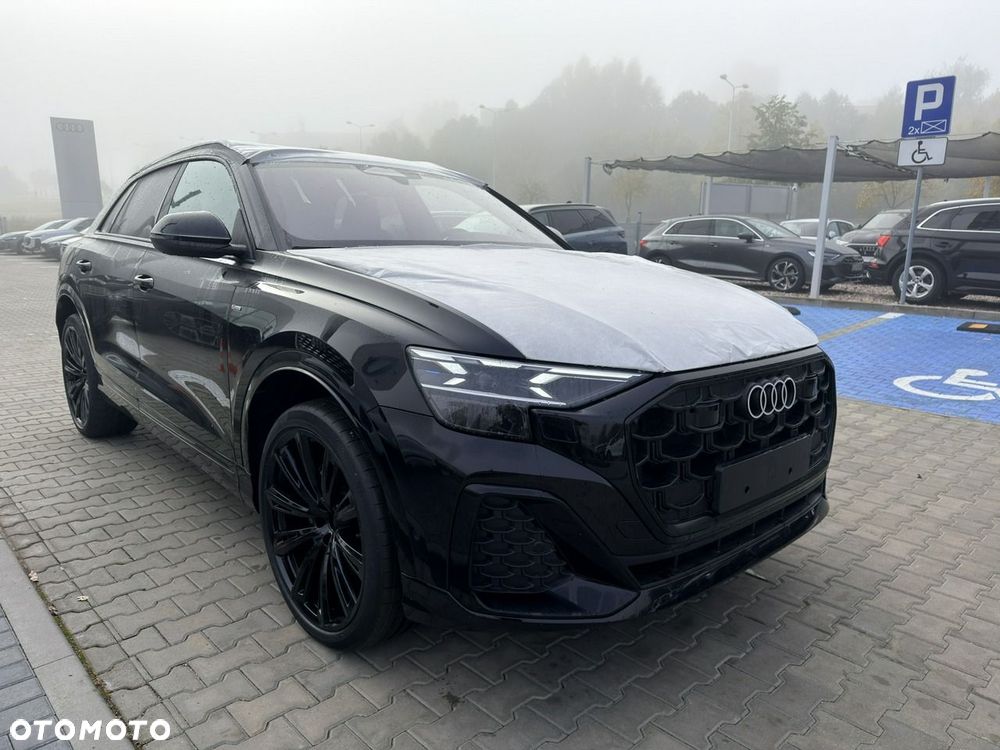 Audi Q8 - 6