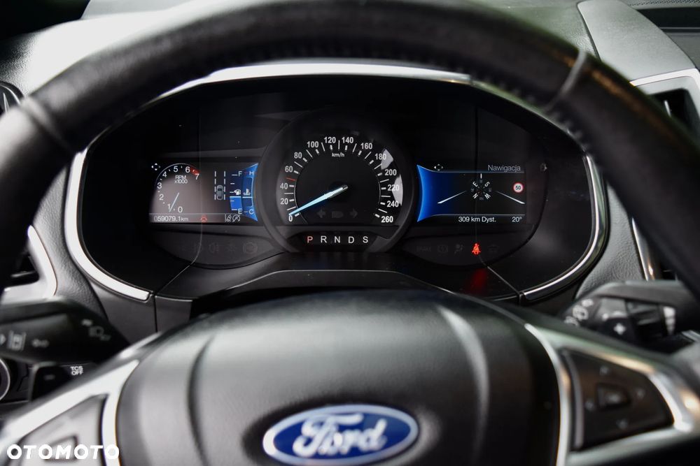 Ford Edge - 18