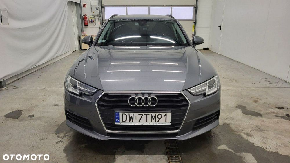 Audi A4 Avant 35 TDI S tronic - 2