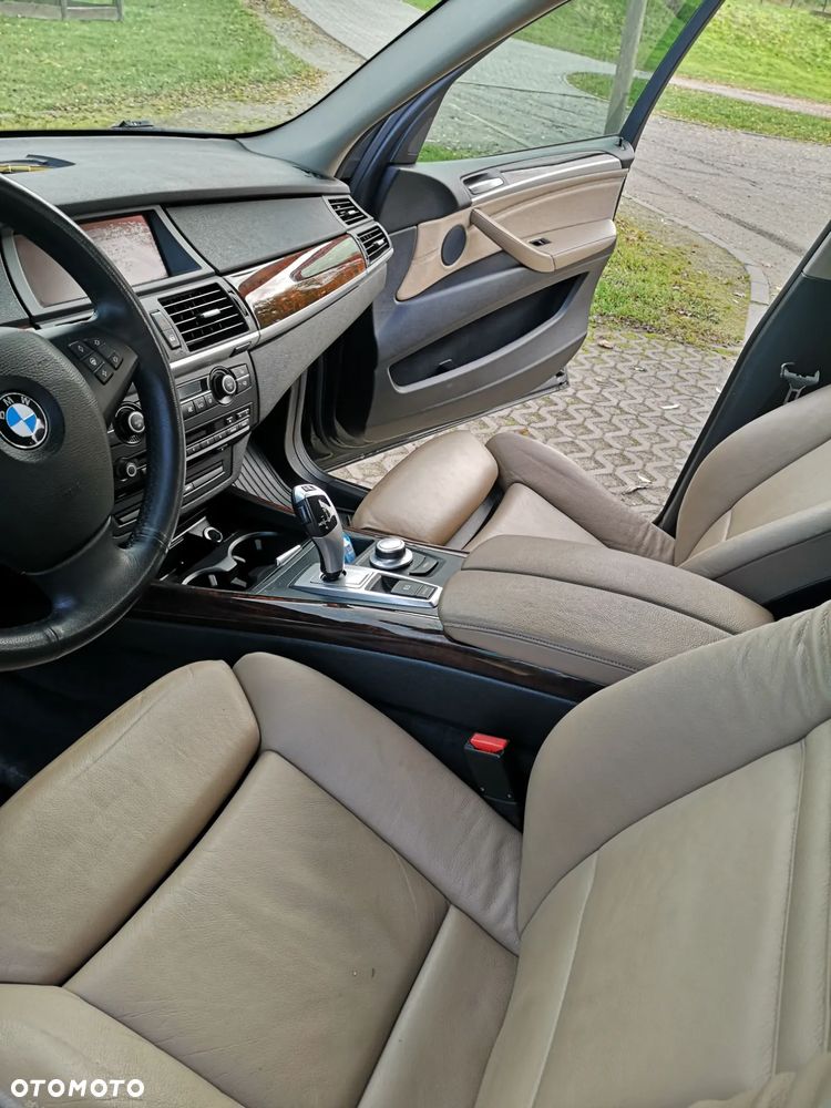 BMW X5 xDrive30i - 22