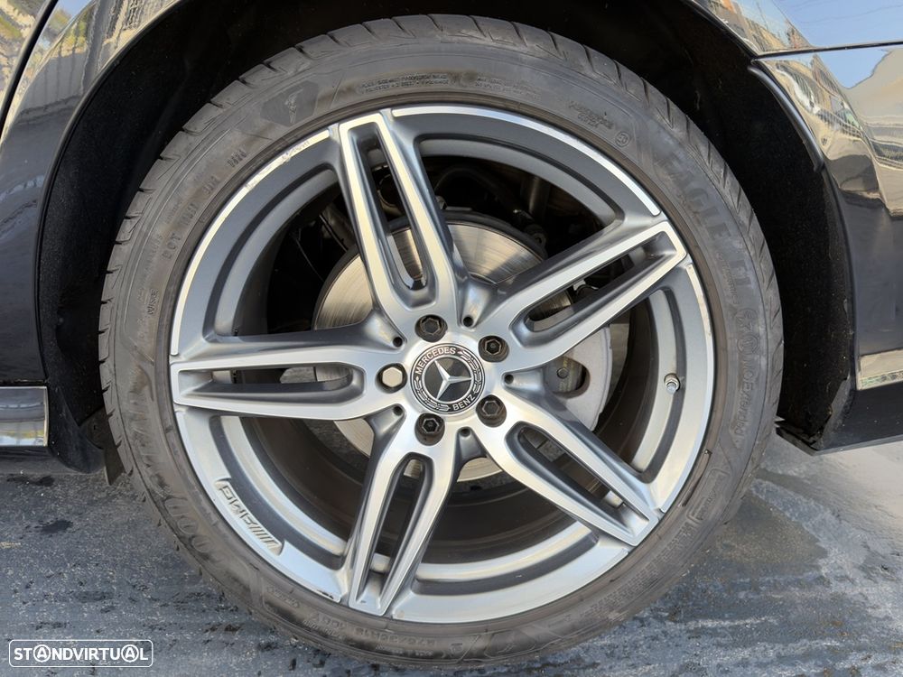 Mercedes-Benz E 220 d AMG Line - 17