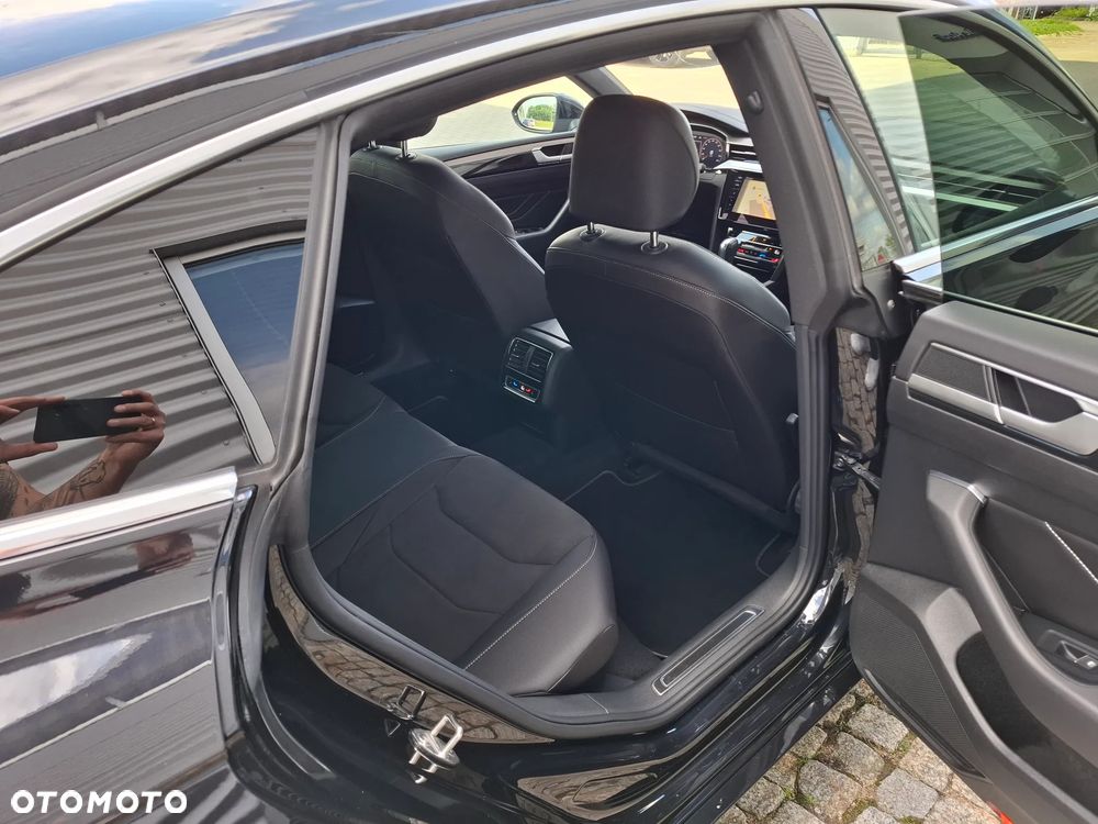 Volkswagen Arteon 2.0 TSI R-Line DSG - 8