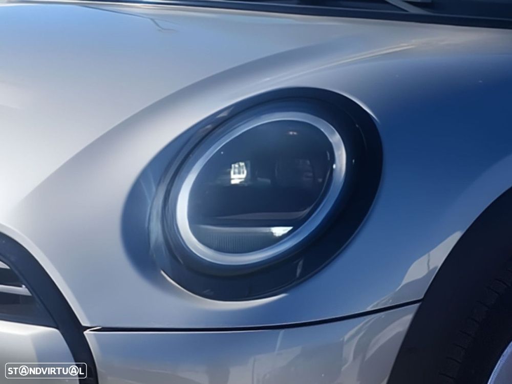 MINI 3 Portas Cooper C Classic M - 3