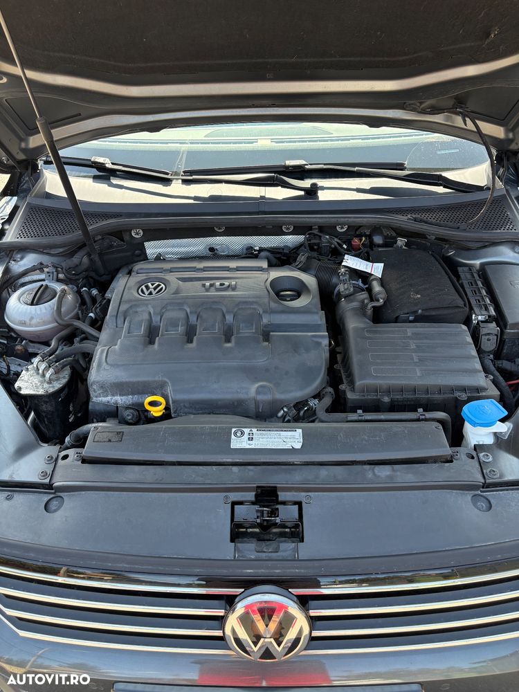 Volkswagen Passat - 9