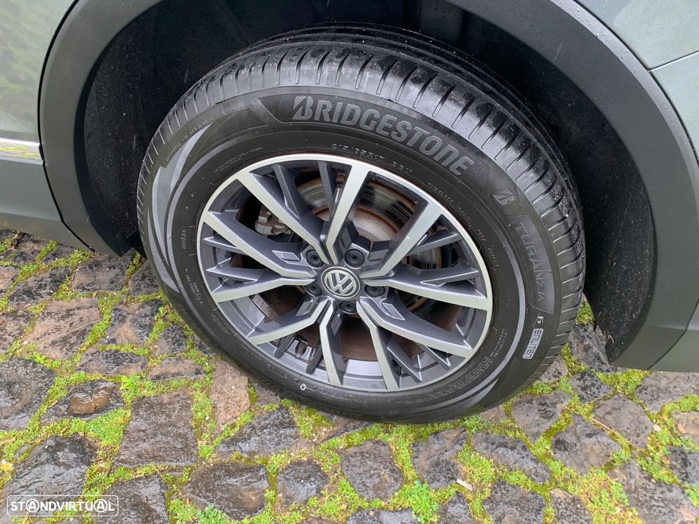 VW Tiguan Allspace 2.0 TDI Confortline DSG - 19