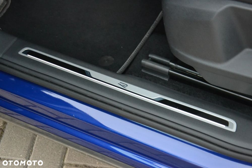 Volkswagen Tiguan 2.0 TDI SCR DSG R-Line - 19