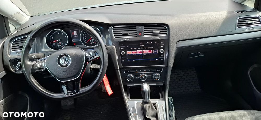 Volkswagen Golf 1.5 TSI BMT Comfortline DSG - 8