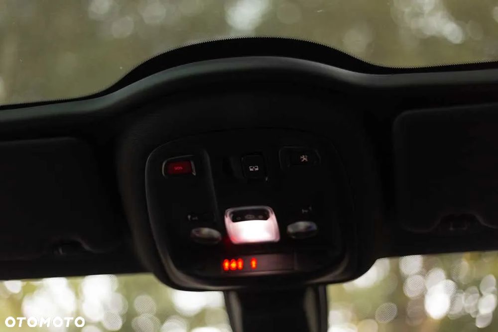 Peugeot 308 BlueHDi FAP 180 EAT8 Stop & Start GT - 24