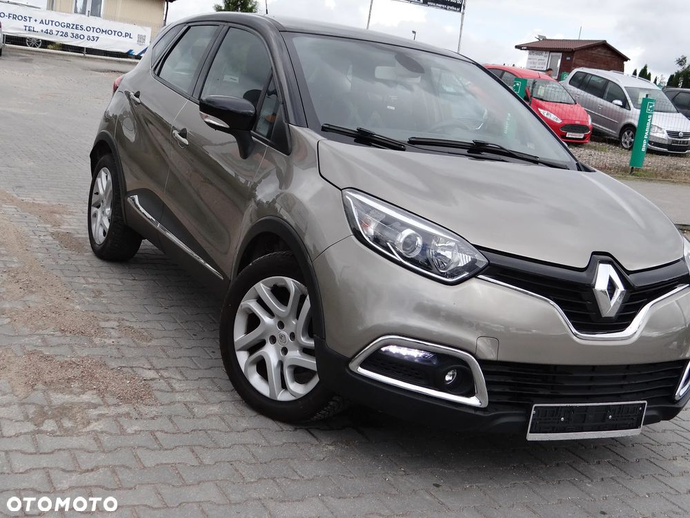 Renault Captur - 23