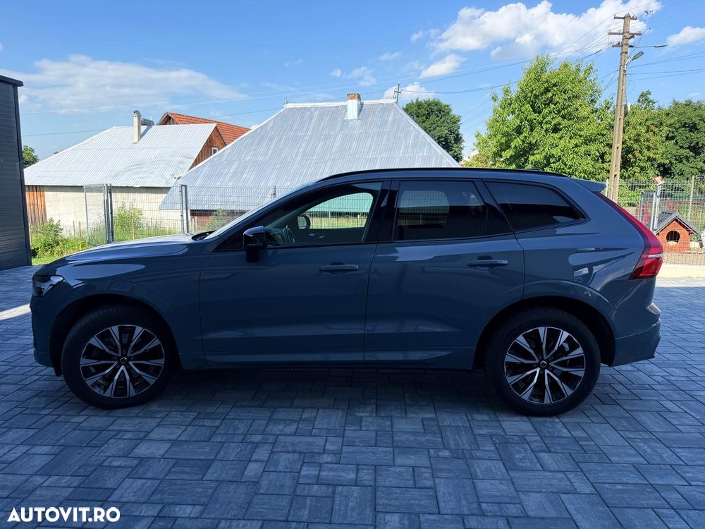 Volvo XC 60 B4 D Plus Dark - 8