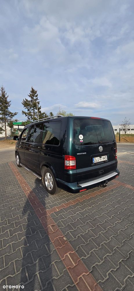 Volkswagen Multivan - 9
