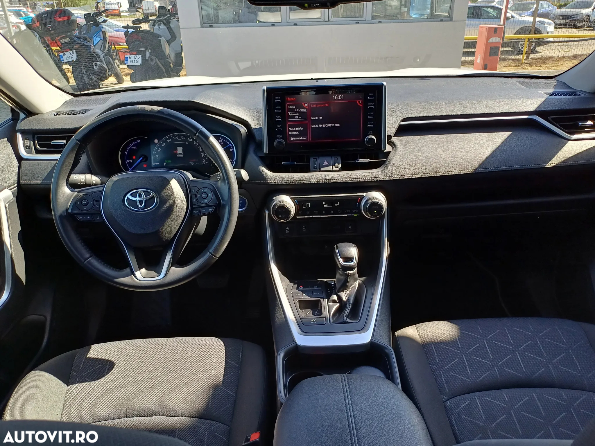 Toyota RAV4 2.5 Hybrid VVT-iE 4x2 Dynamic - 11