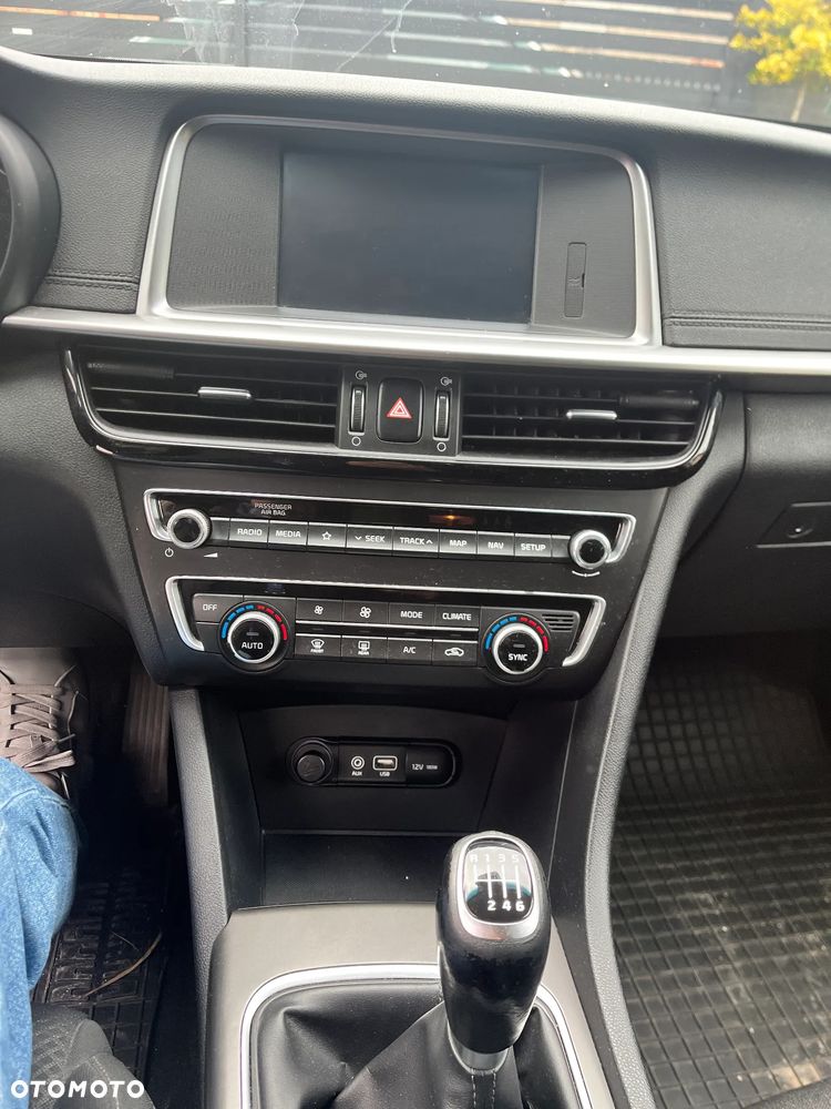 Kia Optima - 23