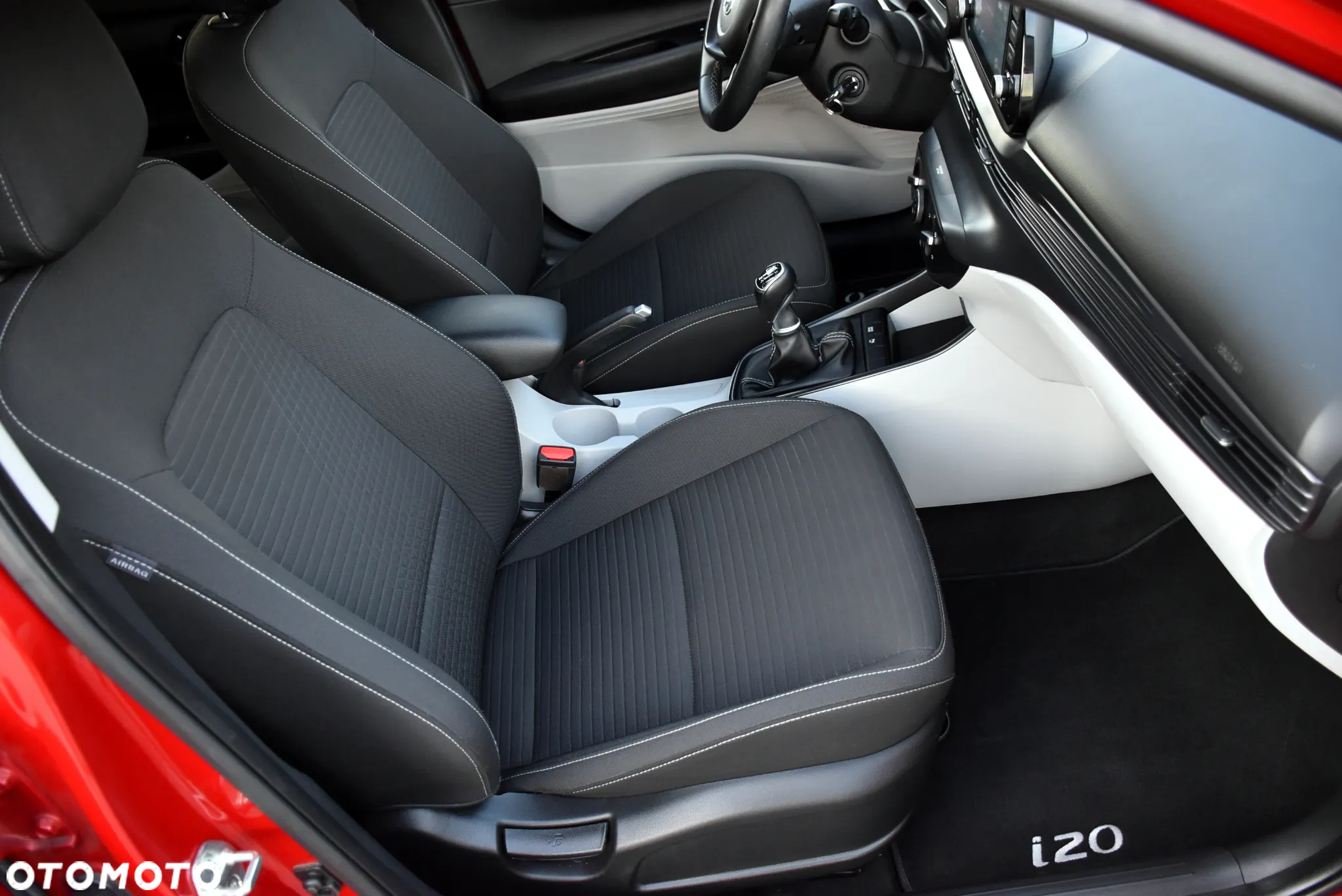 Hyundai i20 - 25