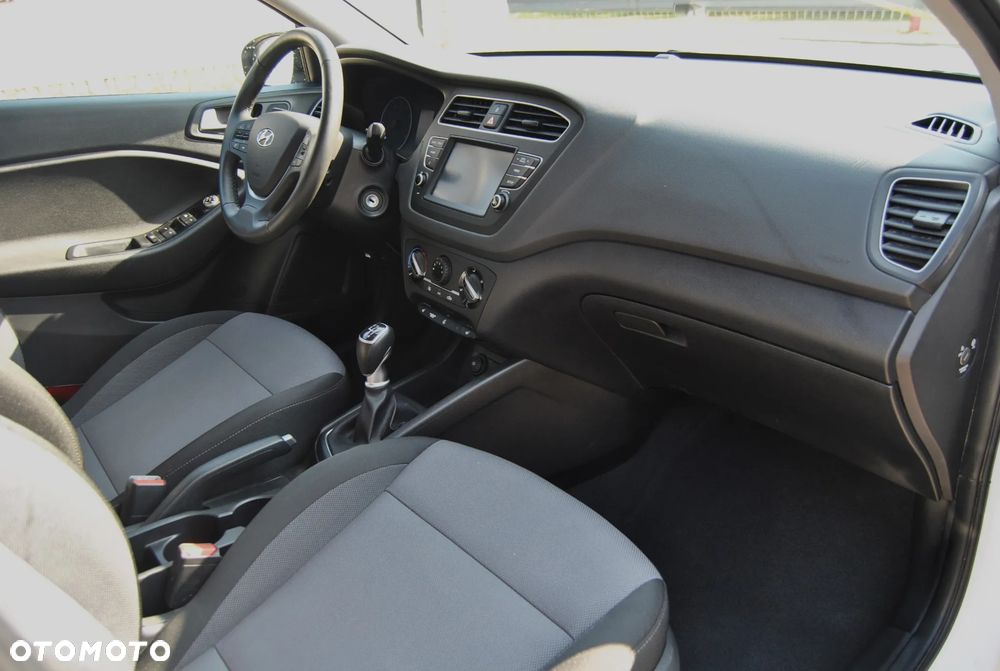 Hyundai i20 - 7