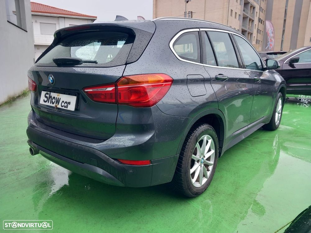 BMW X1 16 d sDrive Auto Line Sport - 4