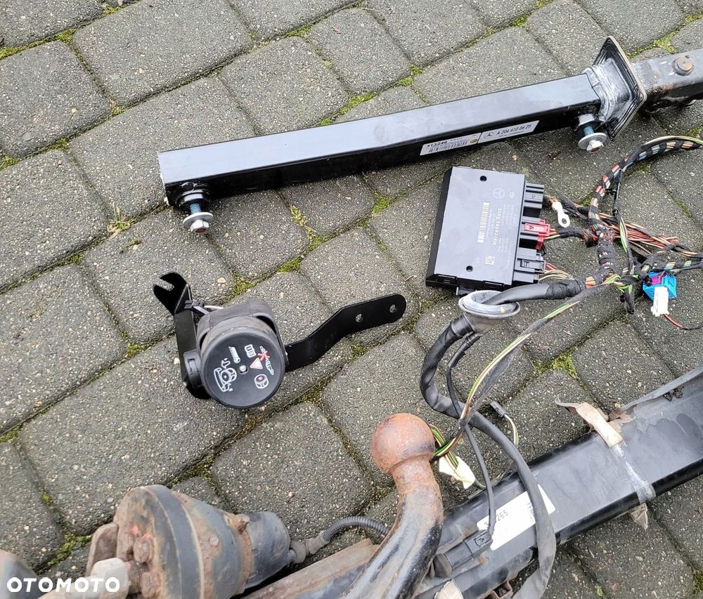 MERCEDES W204 KOMBI HAK HOLOWNICZY AUTOMAT WYSUWANY ŚRUBY MODUŁ WIĄZKA - 6