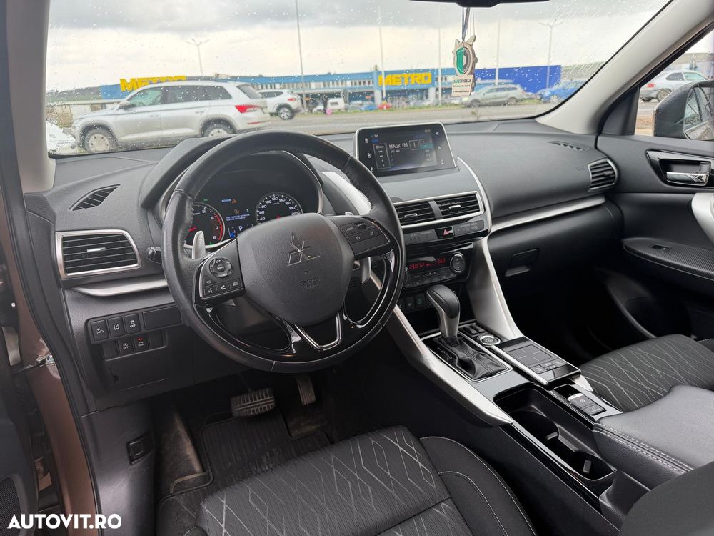 Mitsubishi Eclipse-Cross 1.5-litre 16-valve DOHC MIVEC Intense Aut. - 9