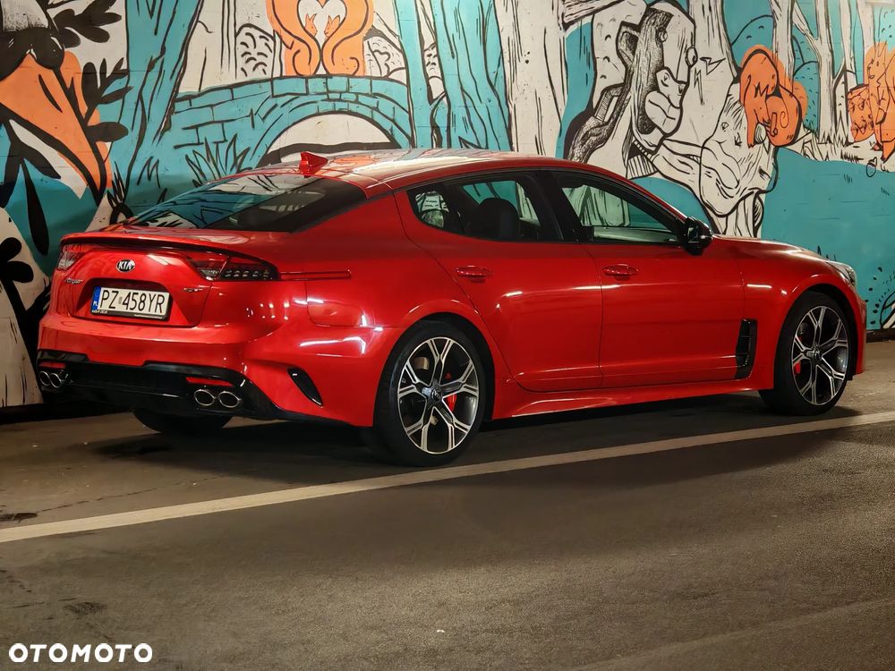 Kia Stinger 3.3 T-GDI V6 GT AWD - 12