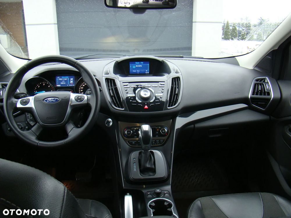 Ford Kuga 2.0 TDCi 4x4 Titanium - 37