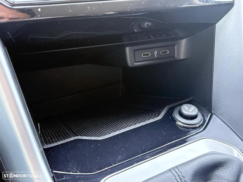 VW T-Roc 1.0 TSI T-ROC@pt - 48