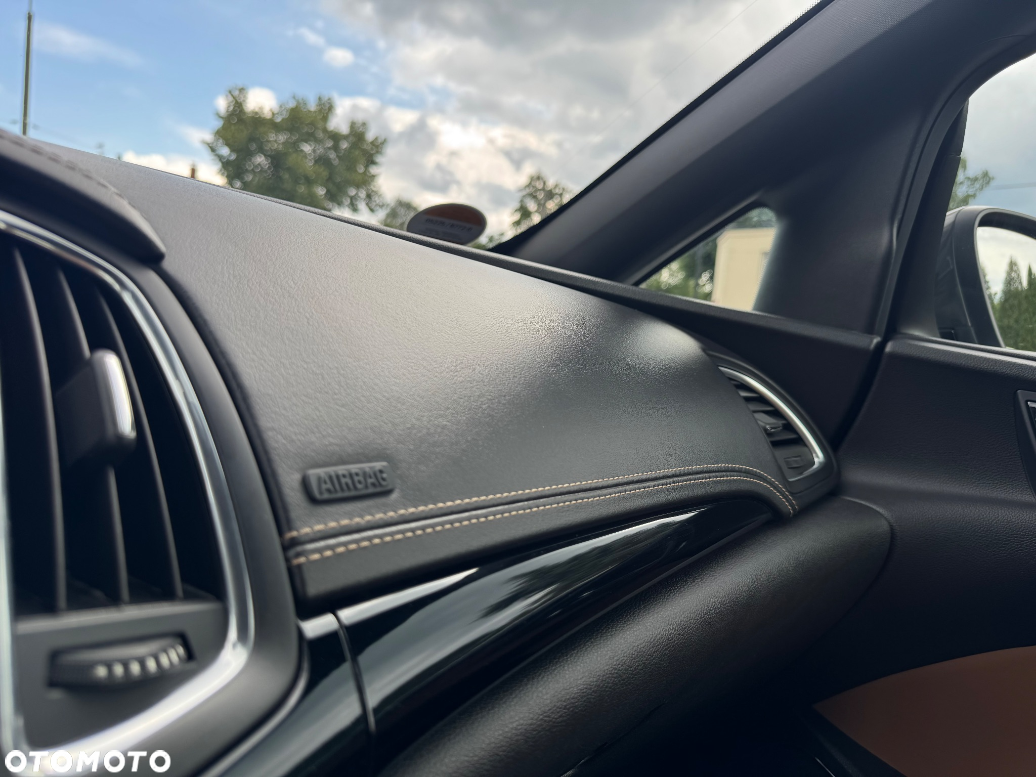 Opel Cascada 1.6 T Supreme S&S - 25