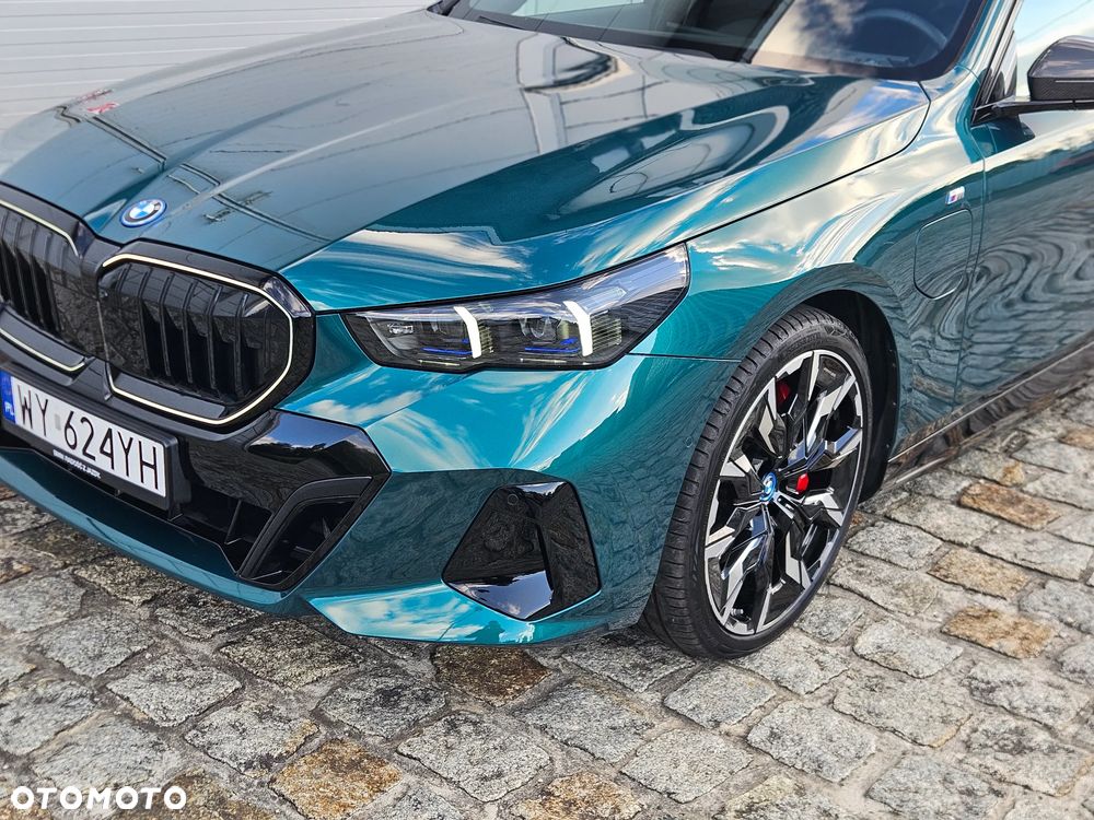 BMW Seria 5 550e xDrive PHEV M Sport - 9