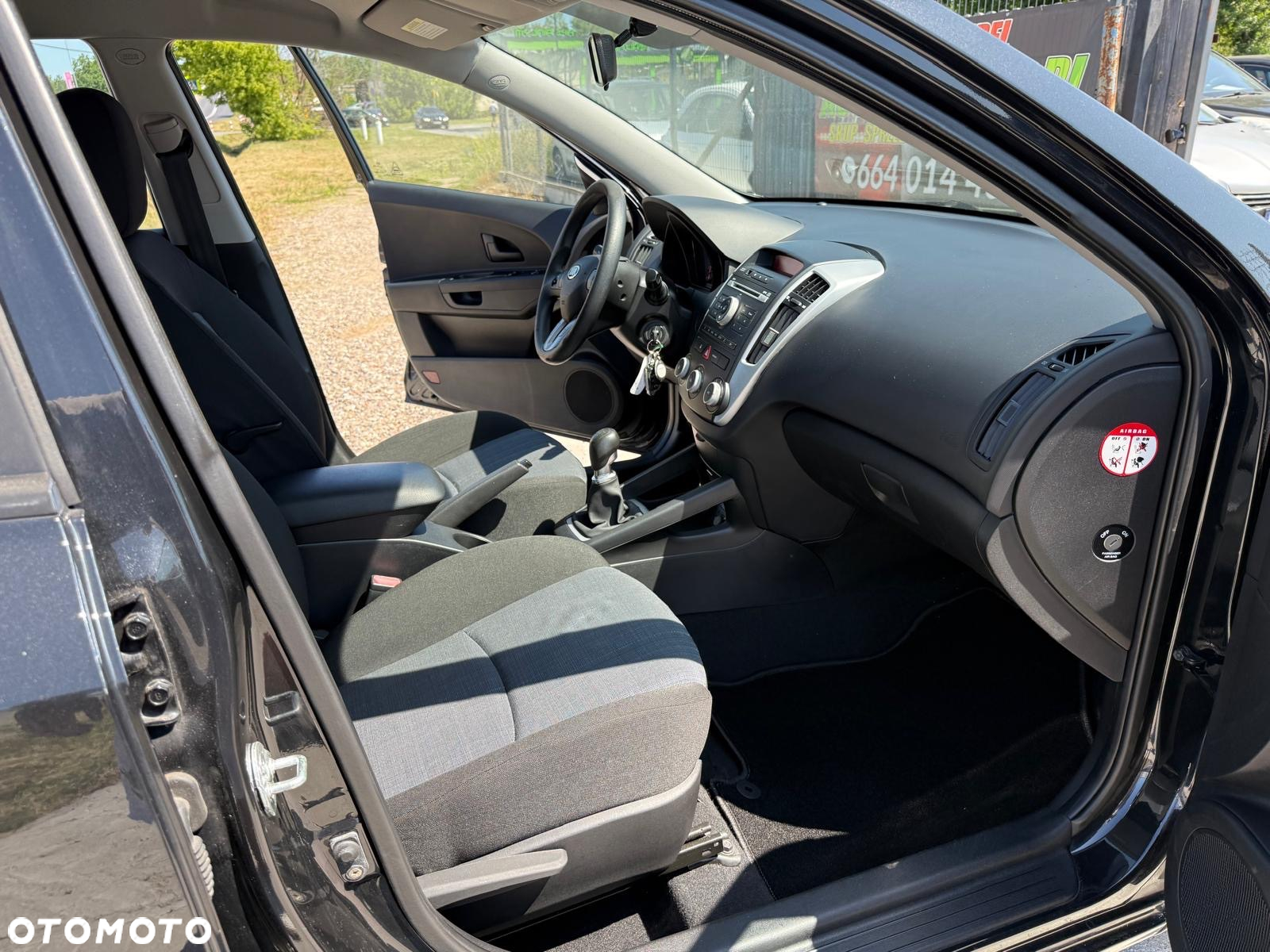 Kia Ceed 1.4 CVVT Attract - 15