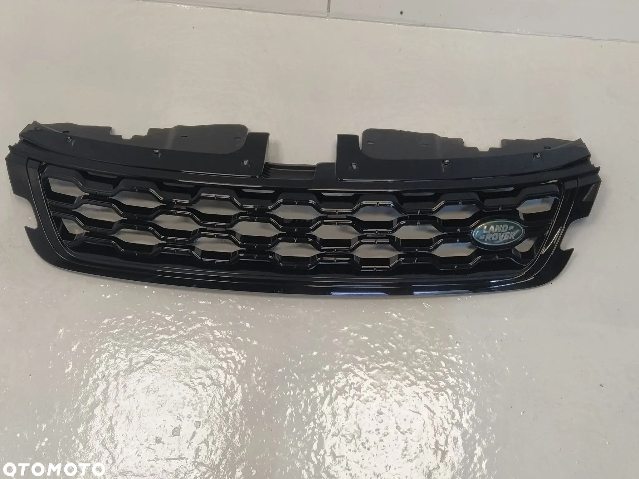 RANGE ROVER EVOQUE L551 II 2019- GRILL ATRAPA CHŁODNICY ZNACZEK ORYGINAŁ - 2