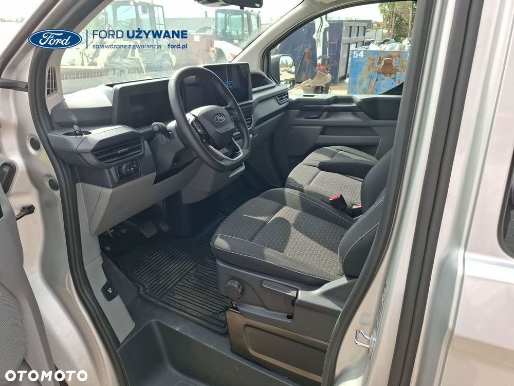 Ford Tourneo-custom - 15