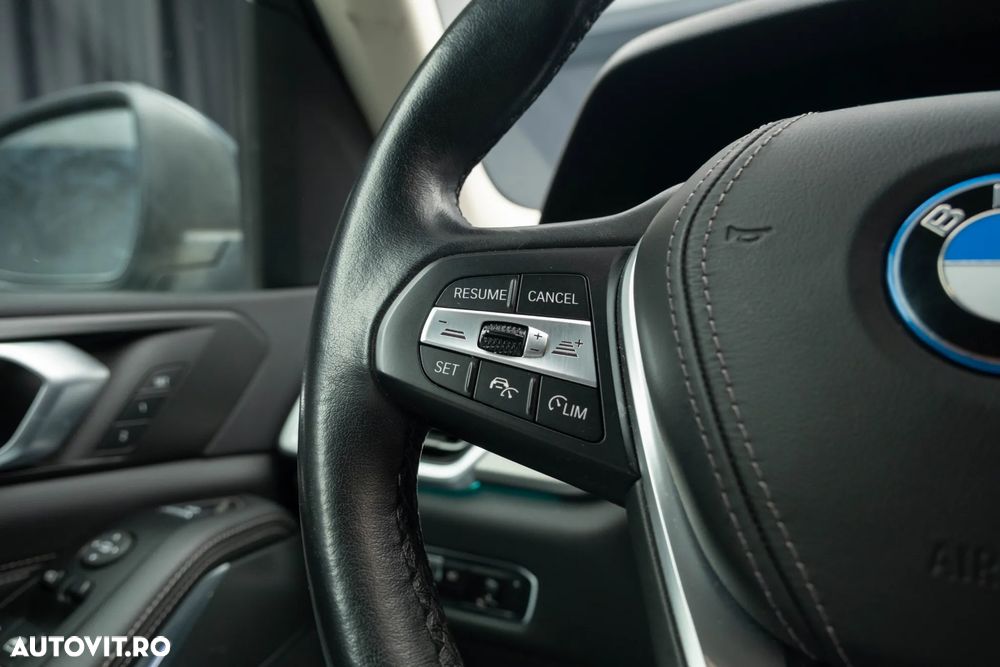 BMW X5 xDrive45e - 18