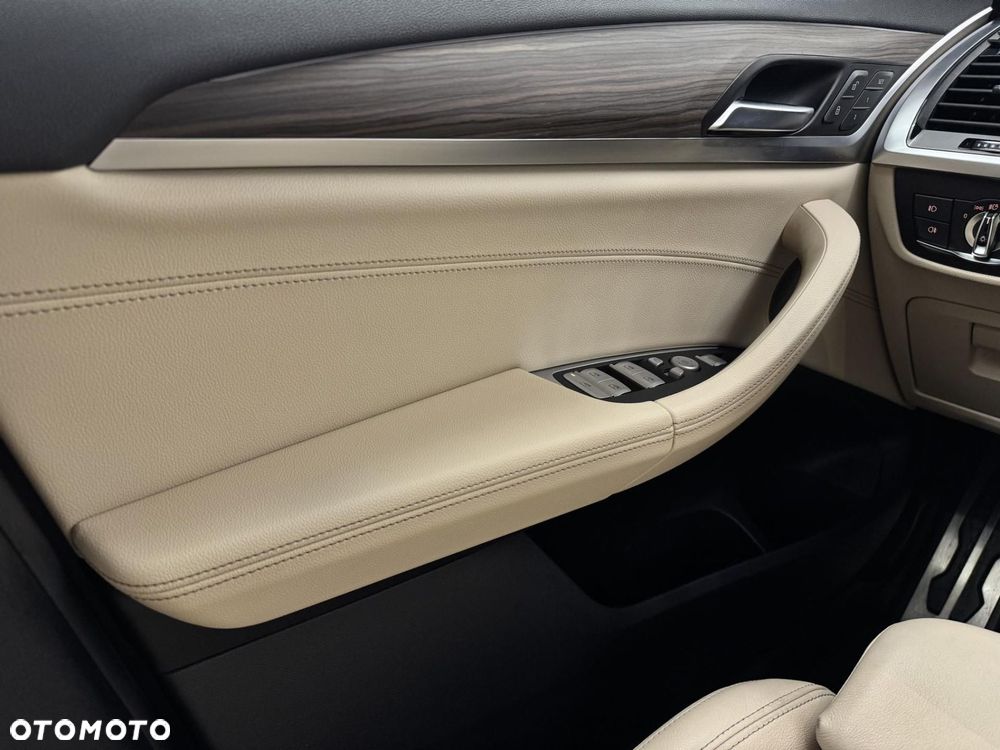 BMW X3 - 16