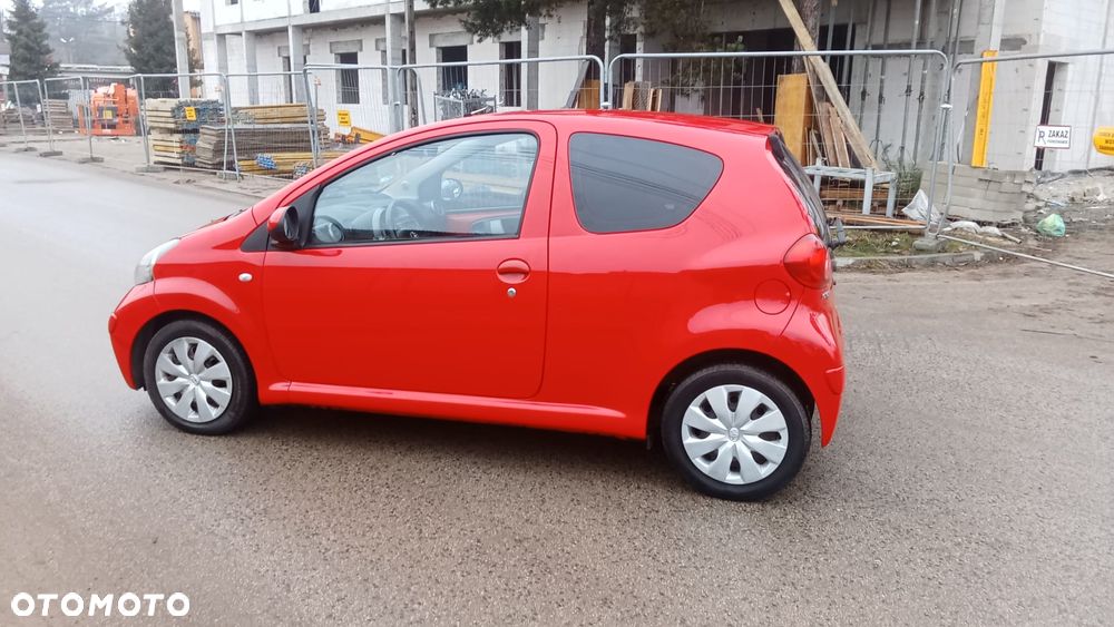 Toyota Aygo Multi Mode Club - 12