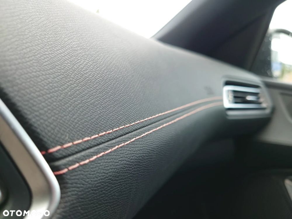 Peugeot 308 - 25