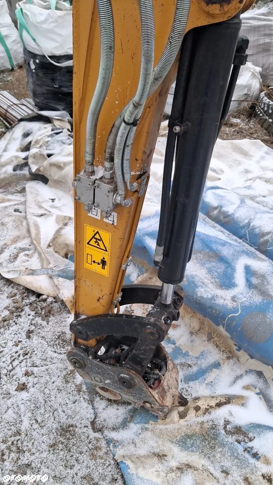 Yanmar VIO26 - 16