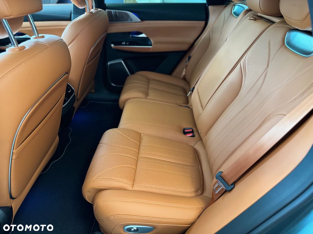 XPeng G9 94.6 kWh AWD Performance - 11