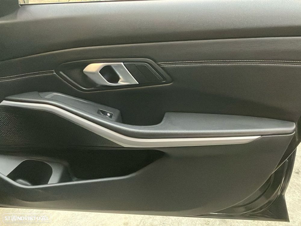 BMW 320 e Pack M Auto - 21