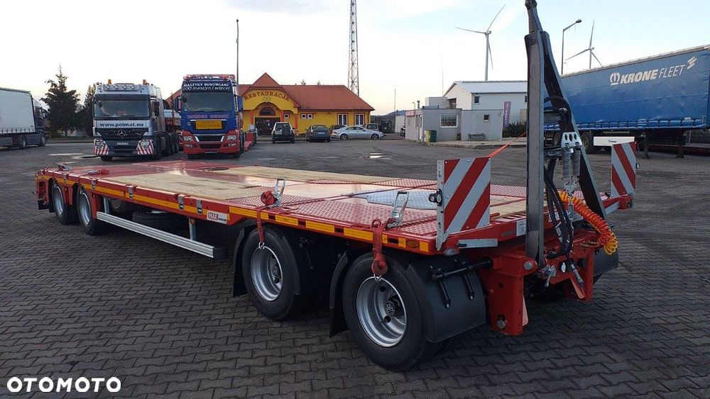 MAX Trailer 4 osiowa przyczepa, najazdy hydrauliczne dwuczęściowe - 1