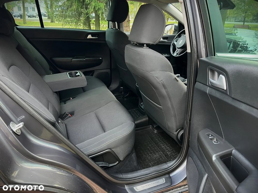 Kia Sportage 1.6 GDI 2WD Black Edition - 26