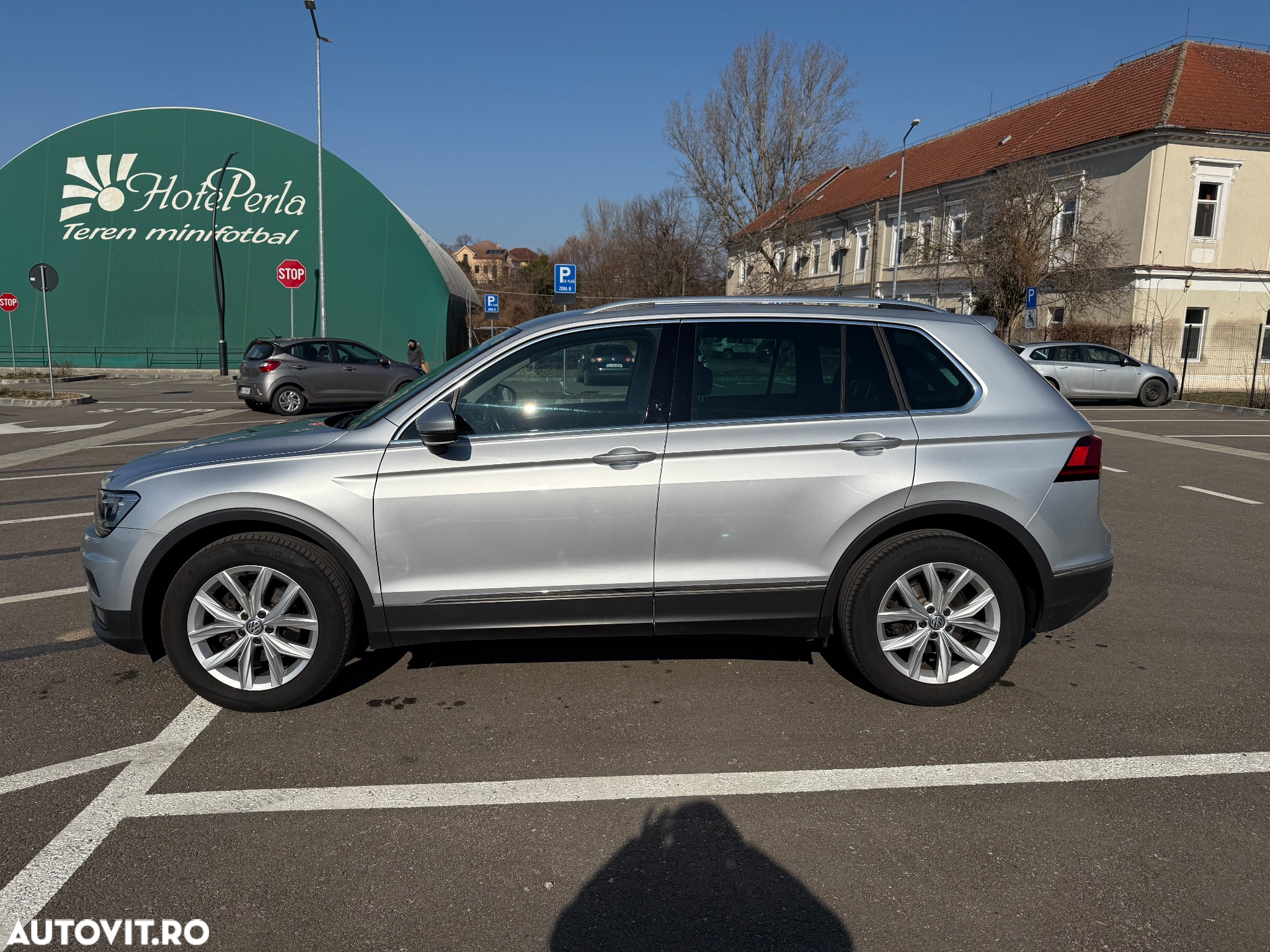 Volkswagen Tiguan 2.0 TDI SCR 4MOTION (BlueMotion Techn.) DSG Highline - 3