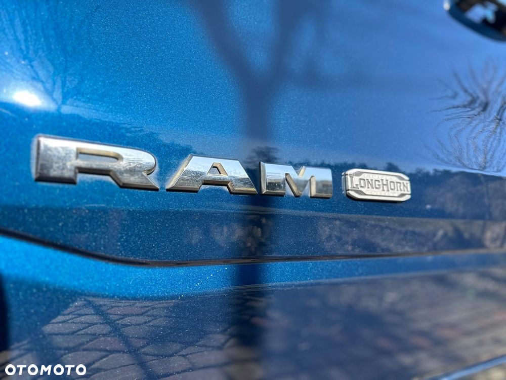 RAM 1500 5.7 Crew Cab Longhorn - 23