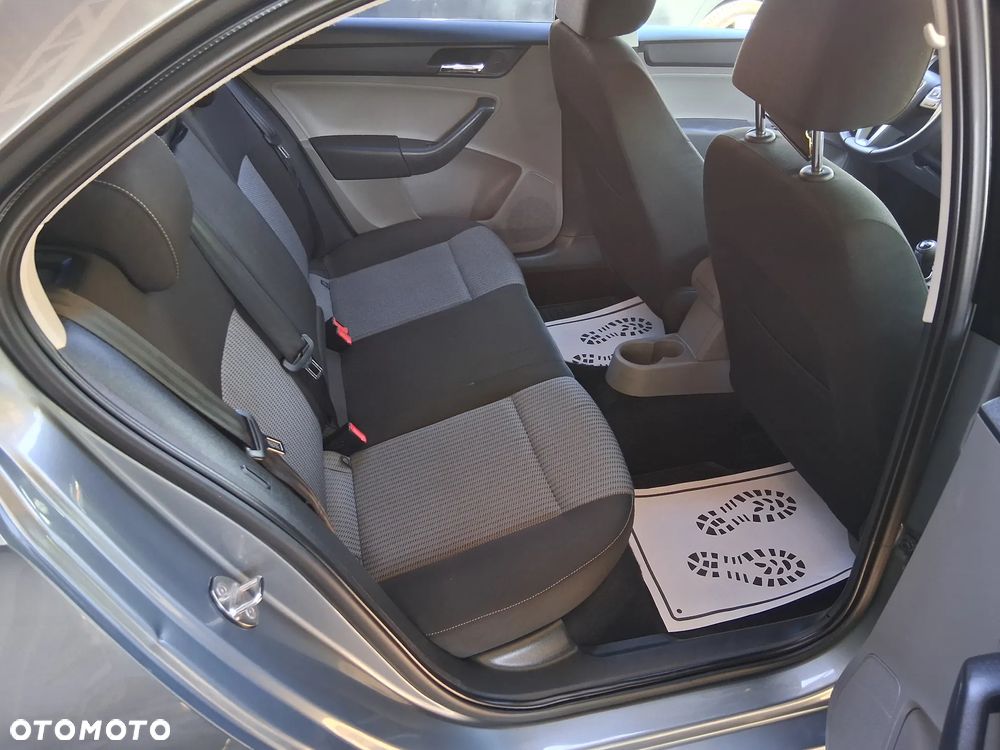 Seat Toledo 1.6 TDI Style - 16