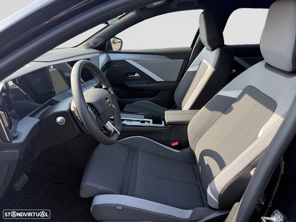 Opel Astra Sports Tourer 1.2 T Edition Aut. - 10