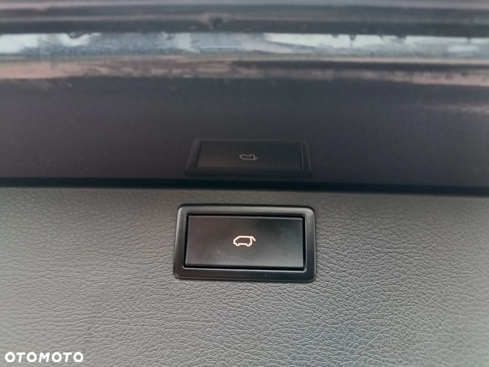 Volkswagen Multivan 2.0 BiTDI L1 Business DSG - 38